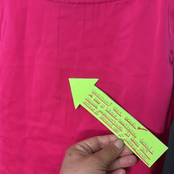 New York & Company Vibrant Pink Satin Cowl Neck Top Sz S - Picture 4 of 6